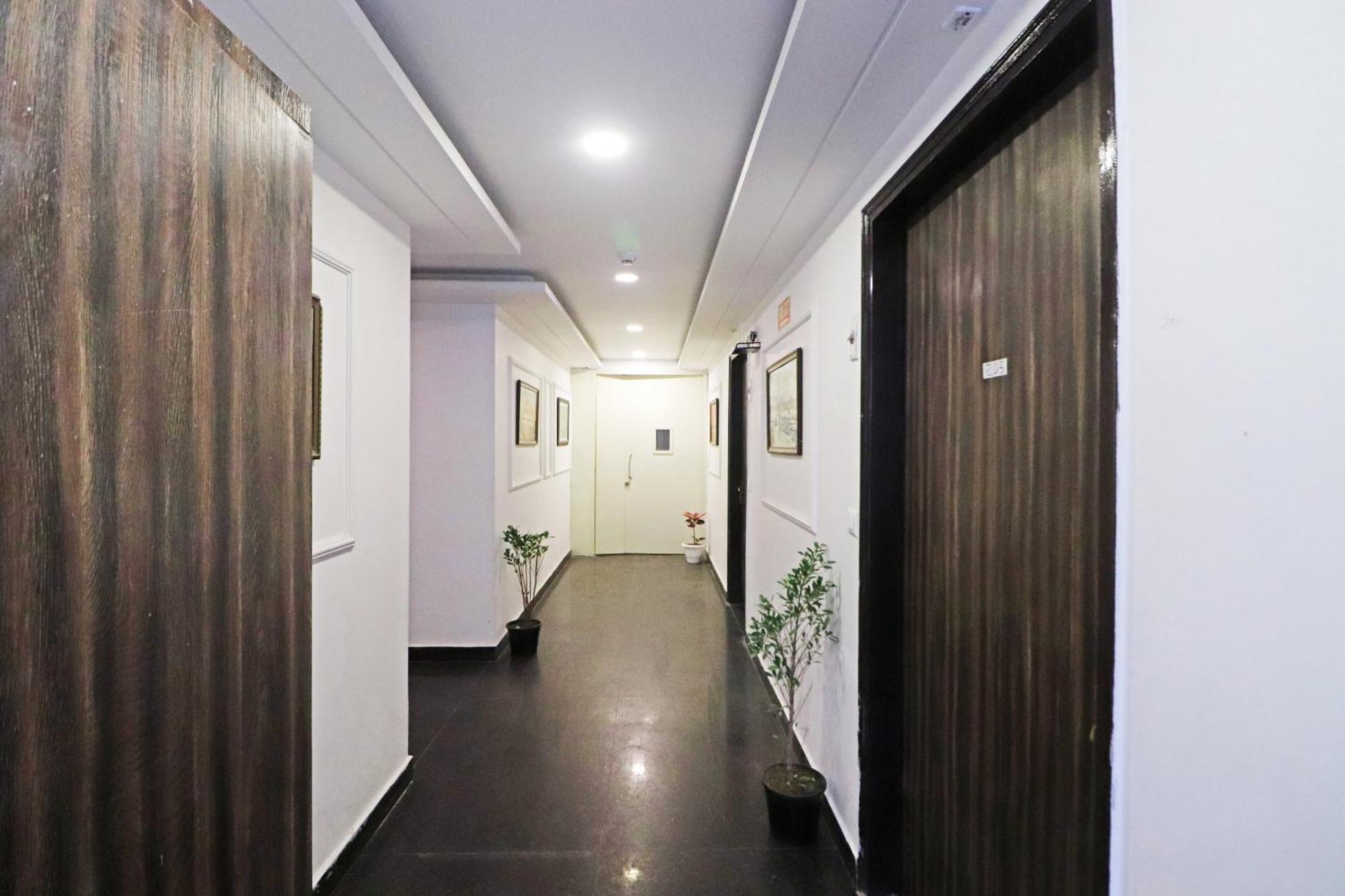 Hotel Mayda Prime Near Delhi Airport New Delhi Bagian luar foto