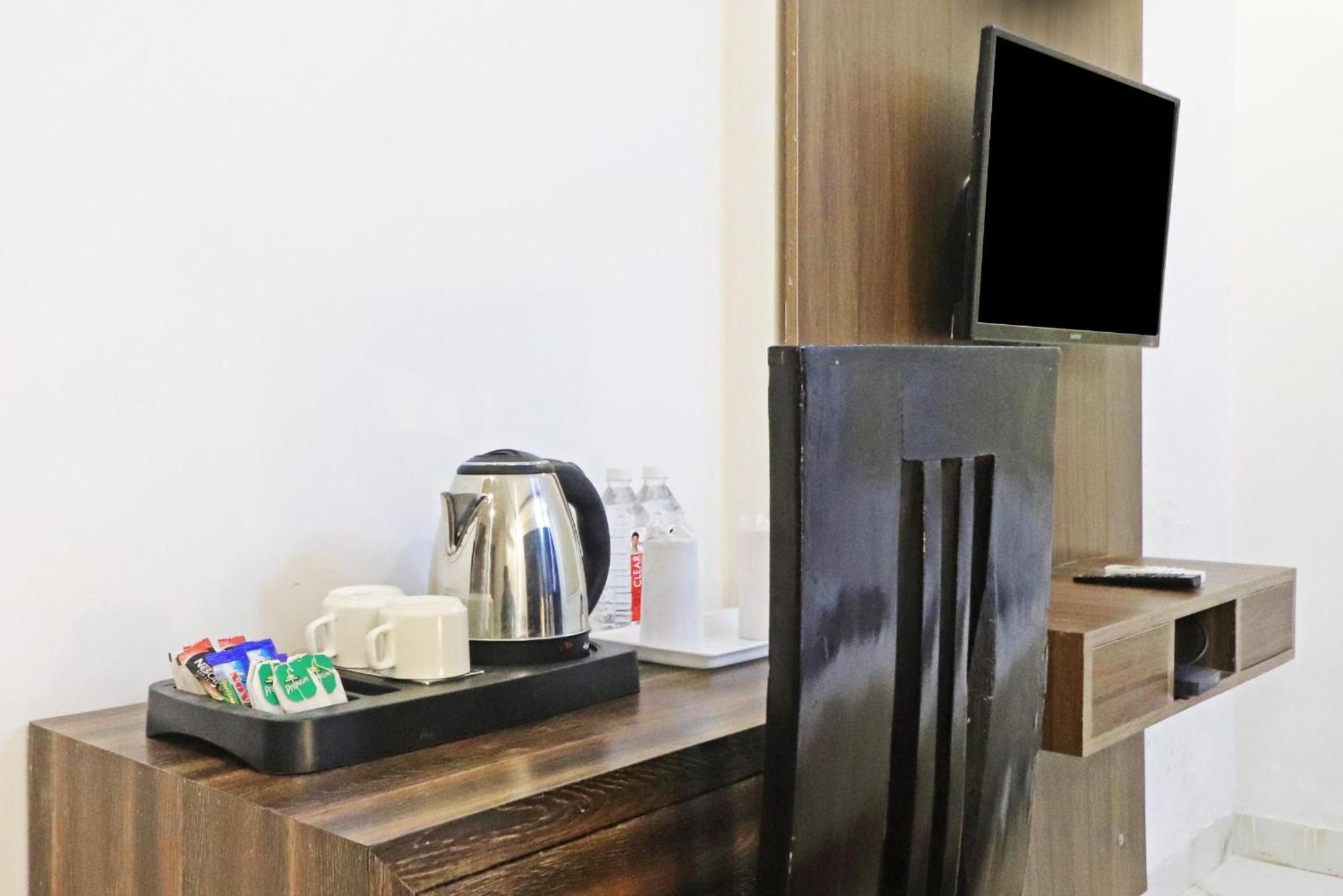 Hotel Mayda Prime Near Delhi Airport New Delhi Bagian luar foto