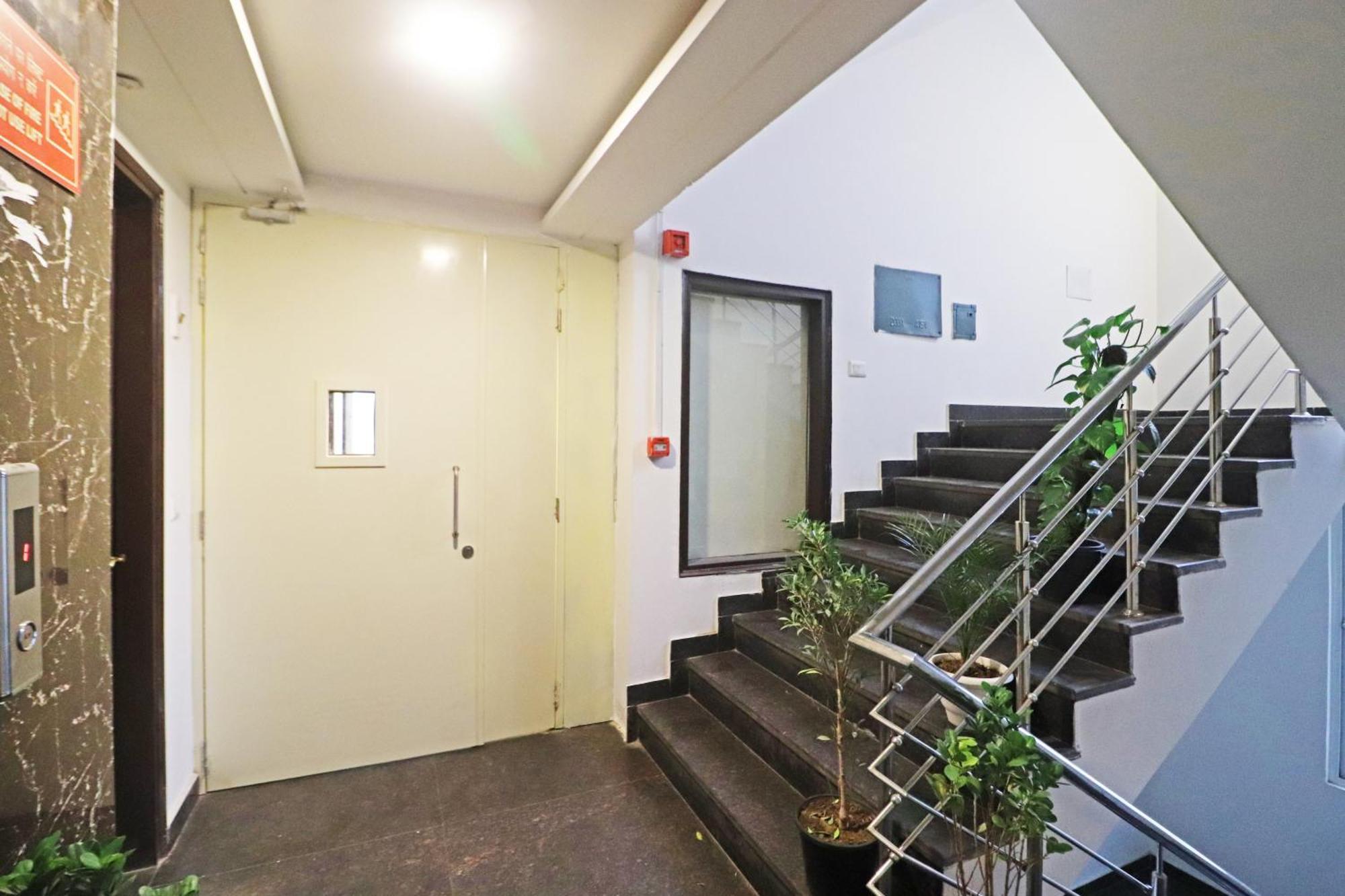 Hotel Mayda Prime Near Delhi Airport New Delhi Bagian luar foto