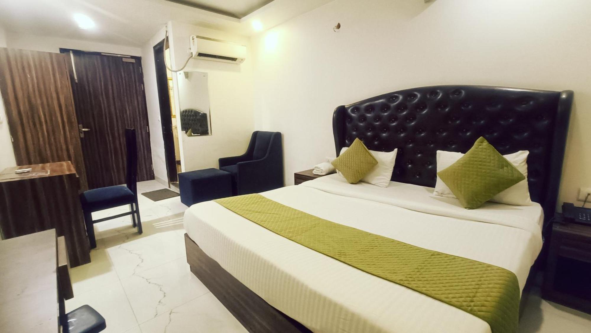 Hotel Mayda Prime Near Delhi Airport New Delhi Bagian luar foto