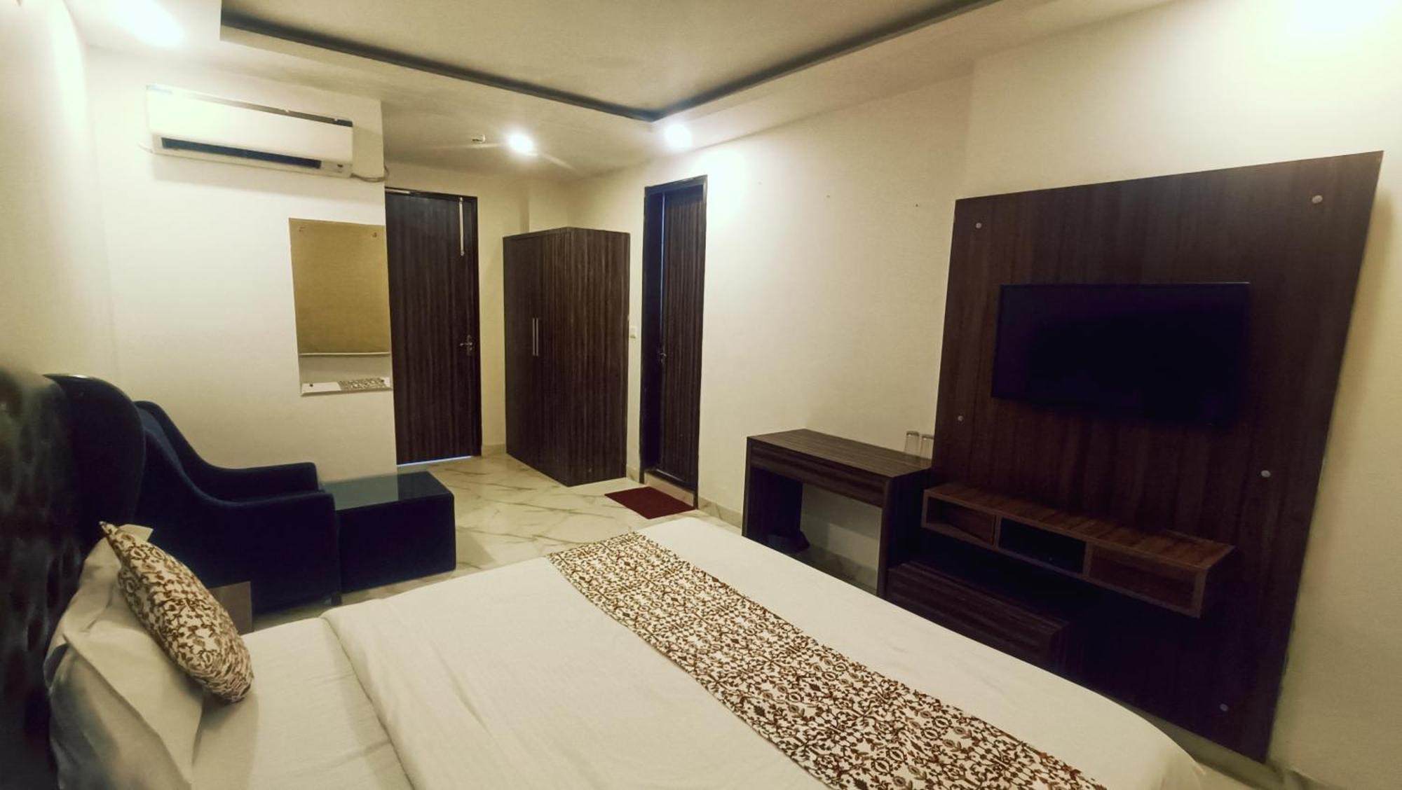 Hotel Mayda Prime Near Delhi Airport New Delhi Bagian luar foto